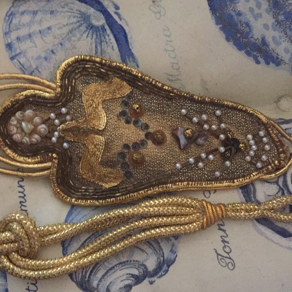 2Vintage belts Unusually Wild! - Picture 6 of 6